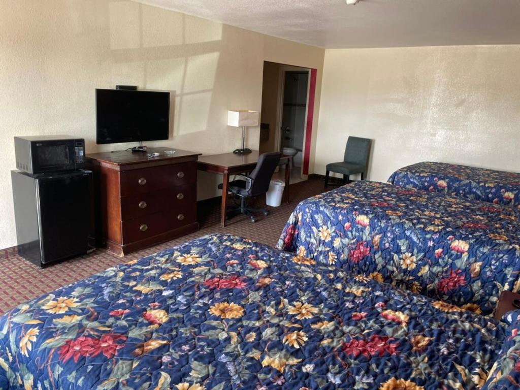 Village Inn Ada Екстериор снимка